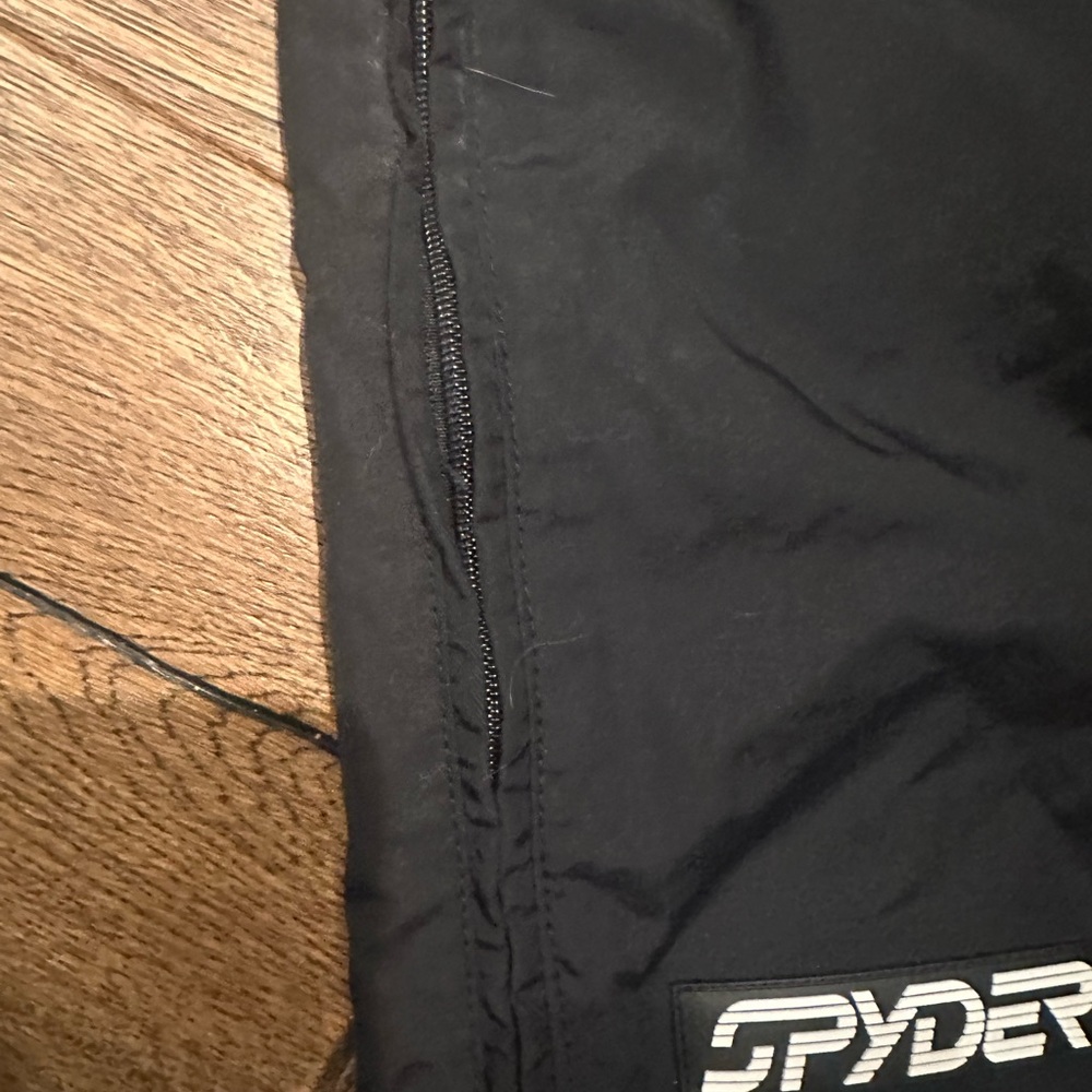 Spyder - Picture 5 of 12